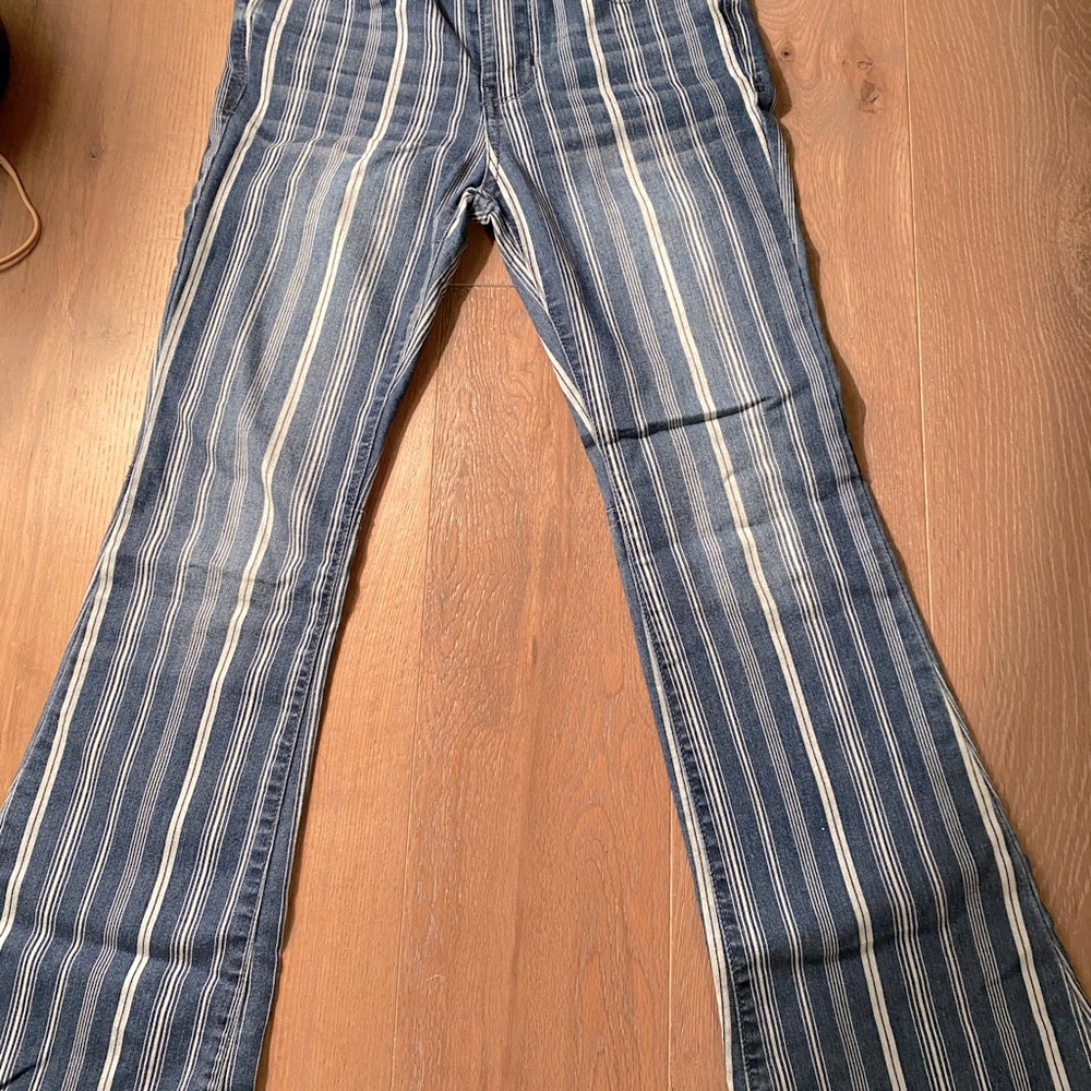 Jeans, kinda flair, good condition